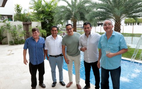 Eduardo Montenegro, John Monar, Xavier Campuzano, Xavier Riofrio y Carlos Díaz.
