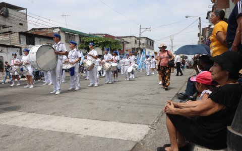 Diferentes actividades se realizan en el barrio Garay, sobre todo cuando son las fiestas de la ciudad.