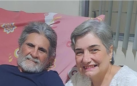 Jorge Landívar con su esposa.