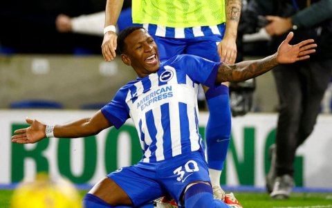 Pervis Estupiñán destacó y marcó un gol en el encuentro ante Tottenham el pasado 28 de diciembre.