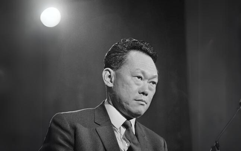 Lee Kuan Yew, exmandatario de Singapur