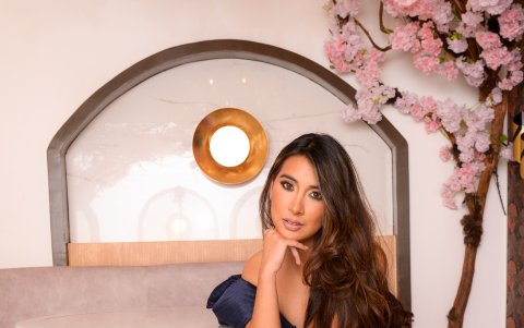 Confiesa que las piernas son su principal atractivo.