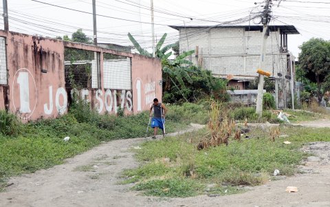 Otra de las quejas de la población y del sector industrial es la falta de obras y de infraestructuras en el cantón.