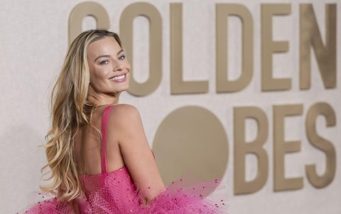 La actriz australiana Margot Robbie en la ceremonia anual de los Globos de Oro.