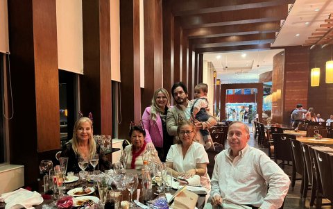 María José Jáuregui, Jorge Espinoza, Alonsito Espinoza, Bessie Arellano, Bessie de Arellano, Cecilia Buenaventura y José Arellano,