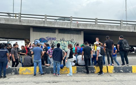 Cerca de 20 trabajadores fueron evacuados