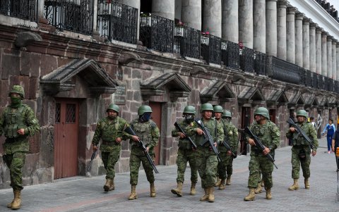 El Palacio Carondelet resguardado este 10 de enero de 2024 tras los hechos de violencia.