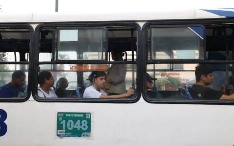 En la mañana y la tarde de este 10 de enero, el panorama era el mismo en la ciudad.
