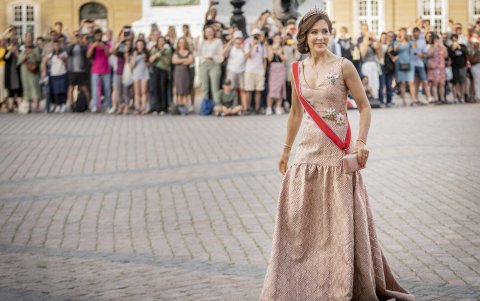 Siempre hermosa y elegante.