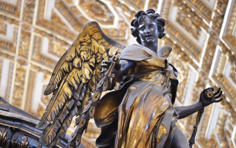 Obra. Parte de la basílica son las imágenes religiosas.