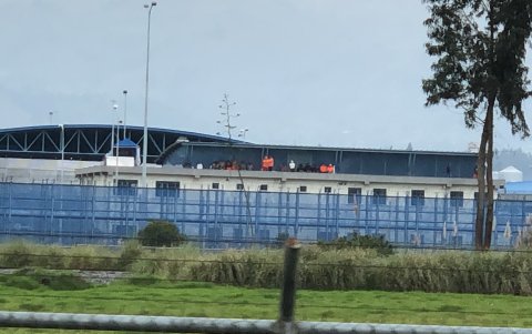 Los alrededores del Centro de Privación de Libertad se encuentran cercadas y bajo custodia policial.