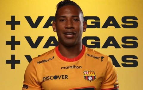 William Vargas con la camiseta de Barcelona, jugará LigaPro y Copa Libertadores.