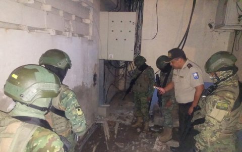 Imagen de los últimos decomisos en la cárcel de Machala.