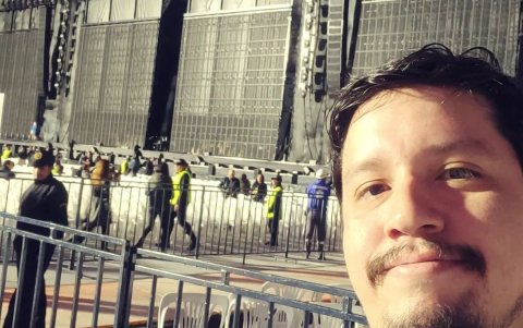 David es el propietario de Catapulta Records, en el centro guayaco, que además de local de ensayo y estudio de grabación, alberga conciertos under.