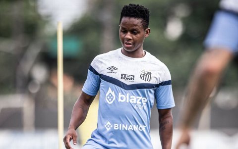 Juan Cazares debutará con Santos