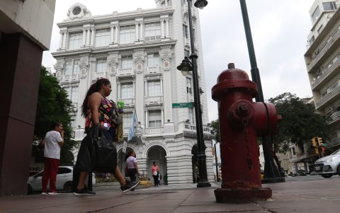 Espacio. El edificio El Telégrafo se inauguró en 1924. Hoy allí funciona la Universidad de las Artes.