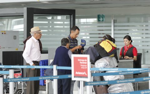 Ciertos ecuatorianos prefieren viajar a países que no requieren de visa por el proceso tedioso.