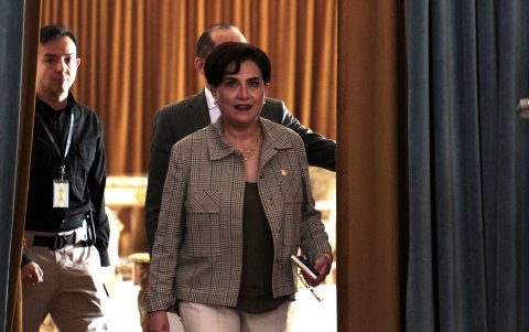 La canciller dijo que Ecuador no reconoce a Maduro, sin embargo, Noboa dijo que fue sacado de contexto.