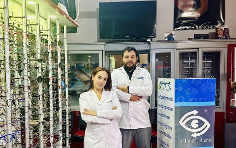 Equipo especializado en la salud visual atiende en la Clínica del Lente.