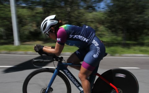 La ciclista en una de las jornadas en la Ruta Viva.