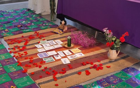 En Quito, los grupos defensores de los derechos de las mujeres, exigieron al Estado ecuatoriano  y al actual régimen justicia por casos impunes