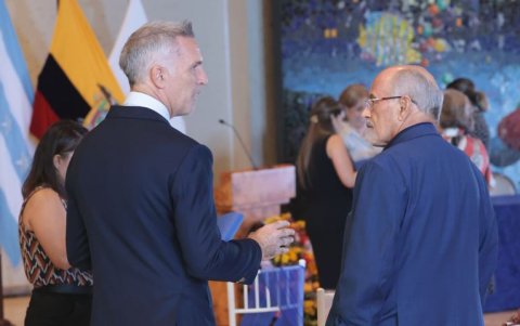 George McCabe y Bassil Haylock.