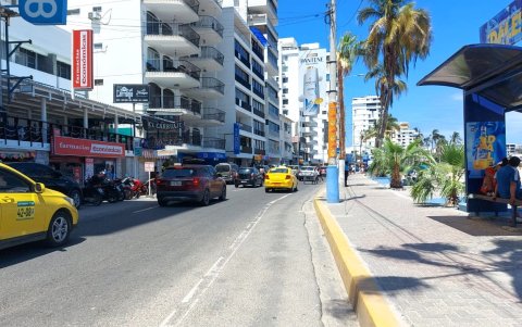 La mañana de este domingo las calles lucieron un poco vacías