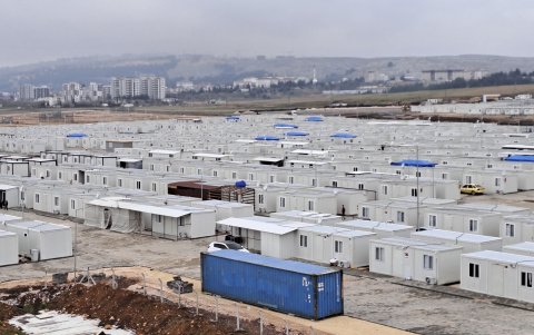 La nueva ciudad de Orenli (Adiyaman), es una de las cientos de poblaciones que el país construye a contrarreloj para ofrecer un hogar permanente a los damnificados.