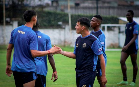 Los jugadores del Deportivo Quito continúan con la pretemporada.