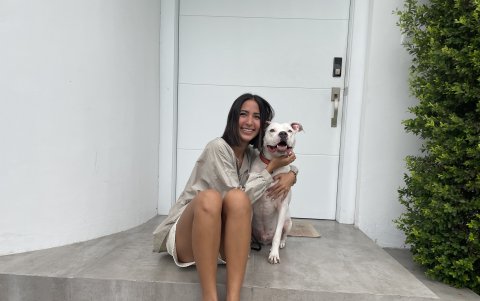 Natalia Cabrera encontró en Billy una nueva forma de dar y recibir amor.