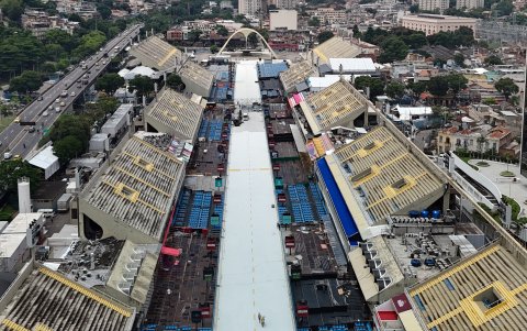 Fiesta. Toma érea que muestra el sambódromo en Río de Janeiro.