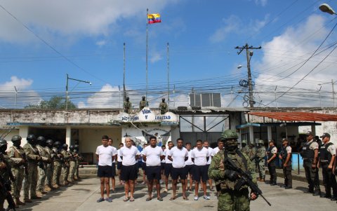 Control. Los uniformados lograron que los presos cumplan tareas diarias como formar, educarse, etc.