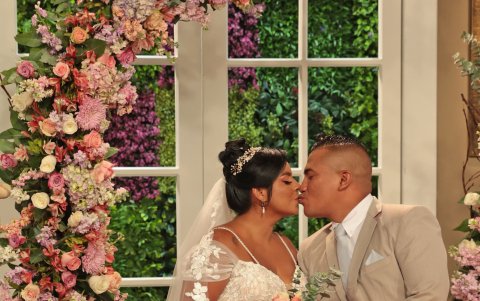 Juan Daniel Medina y su esposa.