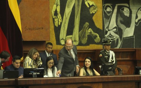 Los legisladores, en plena sesión mientras se trataba la propuesta de reforma del Código Integral Penal.