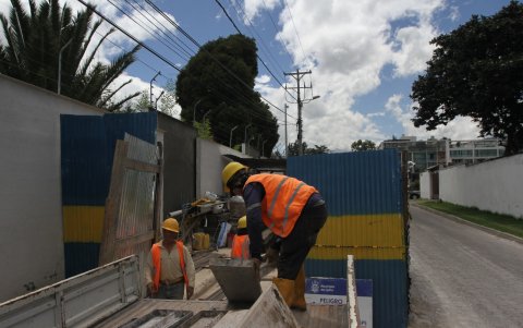Casetas. En las casetas azules se guarda material y se ingresa a los pozos.