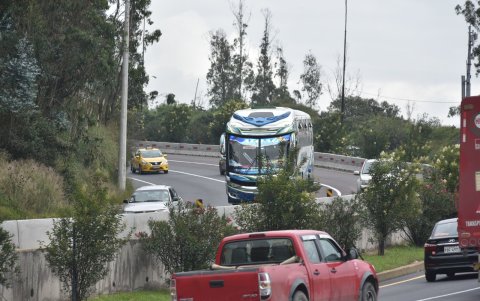 La Hormigonera. En octubre de 2023, un vehículo pesado aplastó a otro pequeño. Tres personas fallecieron. El tránsito se cerró por más de ocho horas.