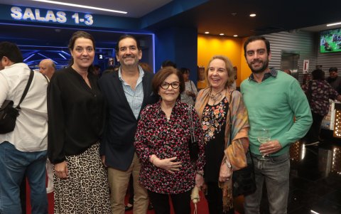 Caterina Costa, Luis Eduardo García, Pocha Granja, Sara Vidal y Ernesto Hidalgo.