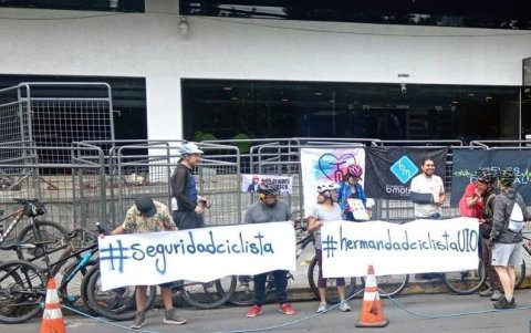Los ciclistas realizaron un plantón para que las autoridades tomen acciones frente a los robos. Solicitan que haya más control en los chaquiñanes.