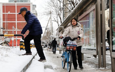La lluvia helada y la nieve se espera que afecten a múltiples áreas y los riesgos de desastres son 