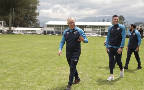 Jorge Célico está feliz con la plantilla del Trencito y está listo para el retor copero.