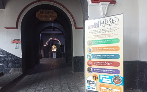 Espacios para la historia antropológica del Ecuador, arte colonial, utensilios antiguos y de devoción