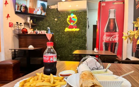 Sham Shawarma, comida Árabe.