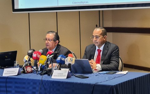 En rueda de prensa, la defensa de Bibian Hernández indicó la existencia de persecución mediática.