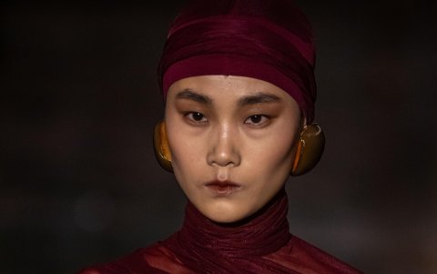 Modelos lucieron las recientes creaciones.