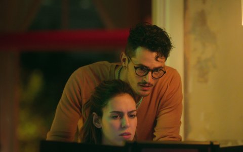 Martin Barba y Camila Valero en Pacto de Silencio: