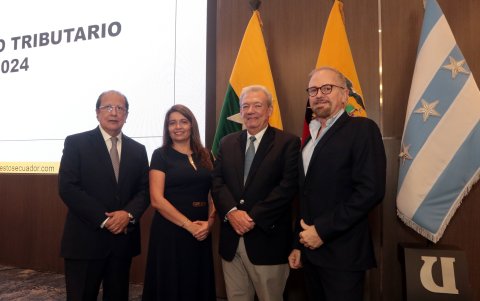 René Sánchez García, Patricia Reyes, César Barba y Hans Abate.