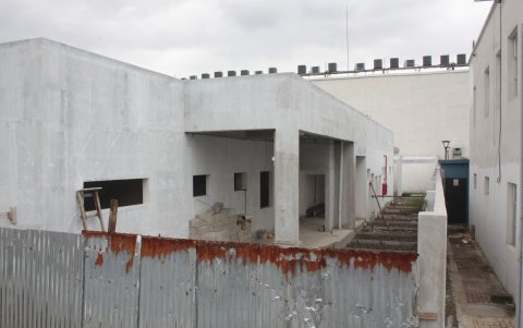 Se observan pocos avances en el centro de salud.
