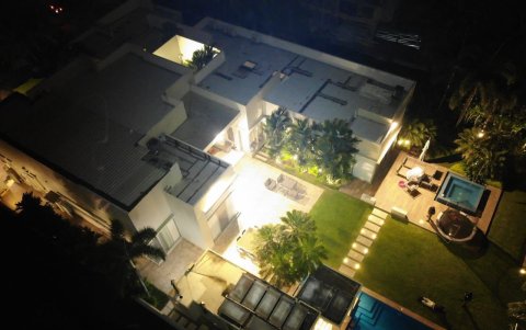 La lujosa de mansión de Pablo Muentes, exasambleísta socialcristiano y excoordinador del Municipio de Guayaquil (2014).