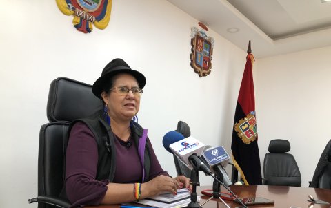 Decisión. Lourdes Tiban, prefecta de Cotopaxi anunció la suspensión de eventos festivos por la provincialización de Cotopaxi.
