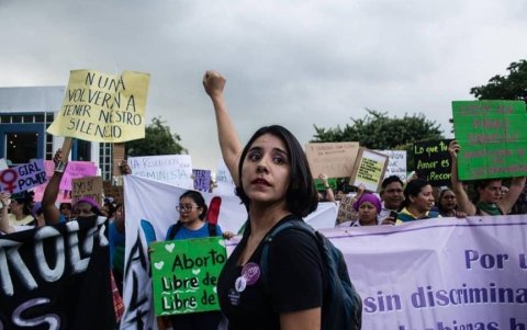 Nadya Donoso. No busca lucha entre géneros, busca que se respeten los derechos de todos y se de igualdad de oportunidades sin importar la raza, el género, la clase social.